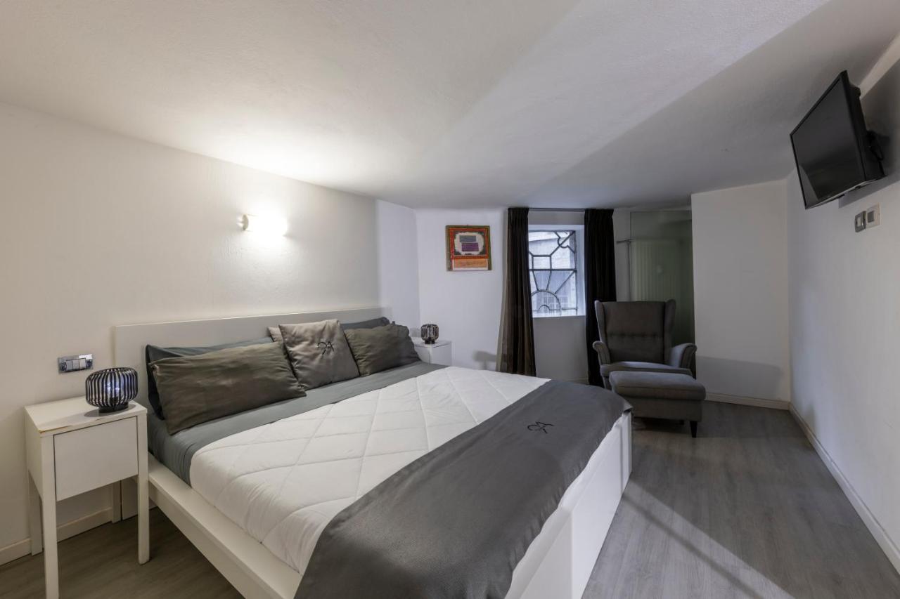 Design Apartment With Private Pool Exclusive Use - Stelvio 21 Milano Exteriör bild